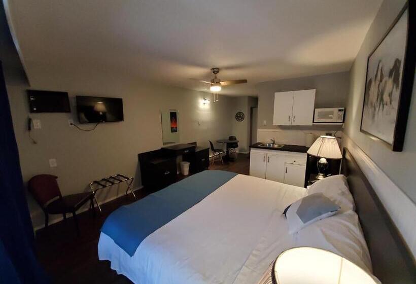 استودیوی لوکس, Celadon Lodge