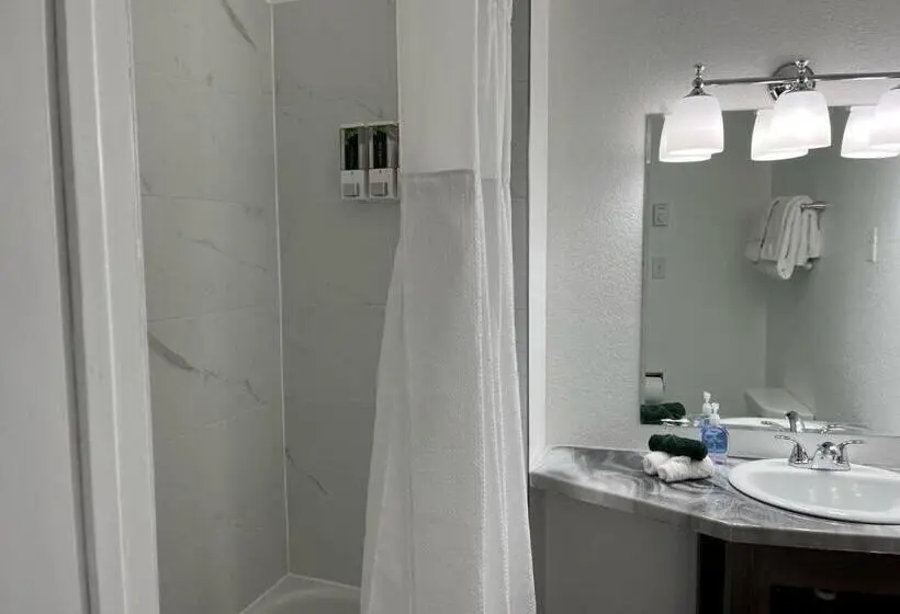 スイート, Celadon Lodge