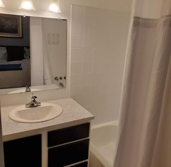 سوییت جونیور, Celadon Lodge