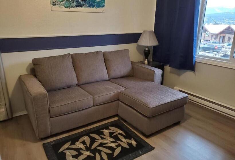 سوییت جونیور, Celadon Lodge