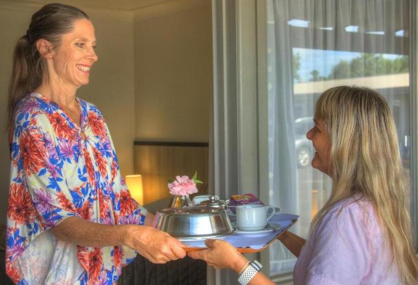 Номер Executive, Starline Motor Inn