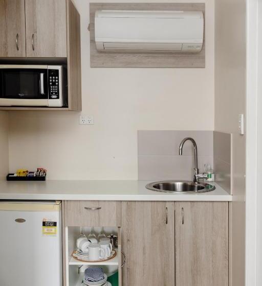 Номер Стандарт, Starline Motor Inn