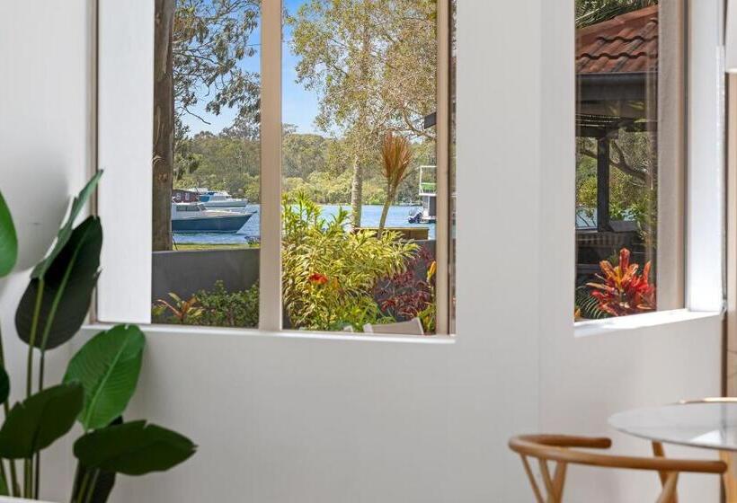 דירת חדר, Como Noosa