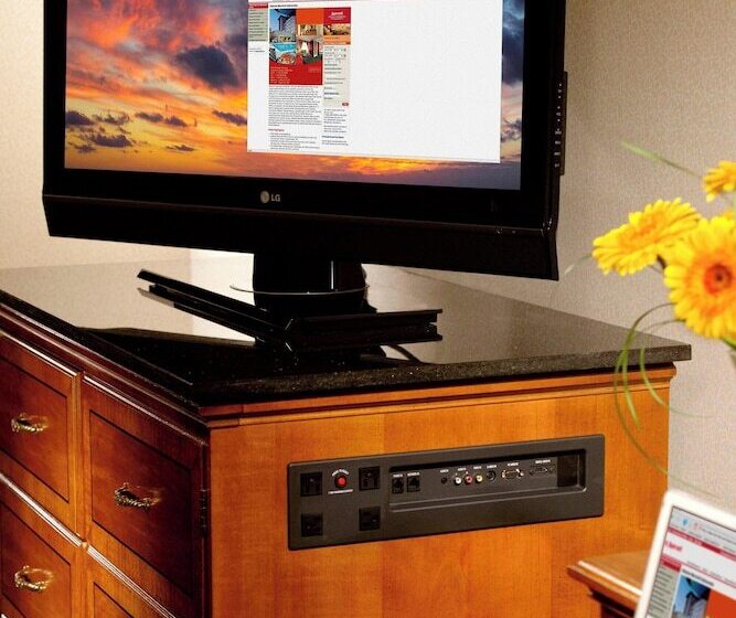 غرفه قياسيه سريرين مزدوجين, Atlanta Marriott Alpharetta