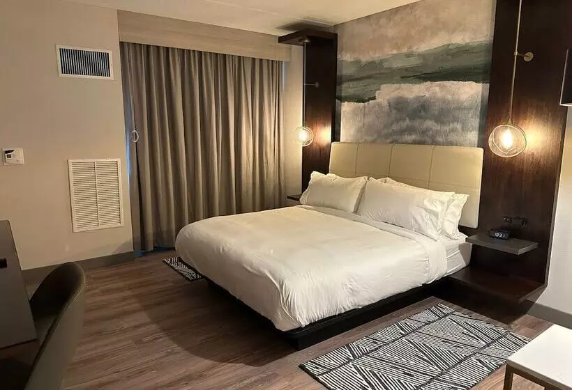 ダブルベッドスタンダードルーム, Chicago Marriott Northwest