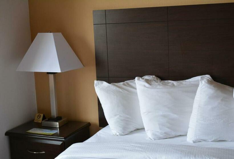 Студия Стандарт, Days Inn & Suites By Wyndham Spokane Airport Airway Heights