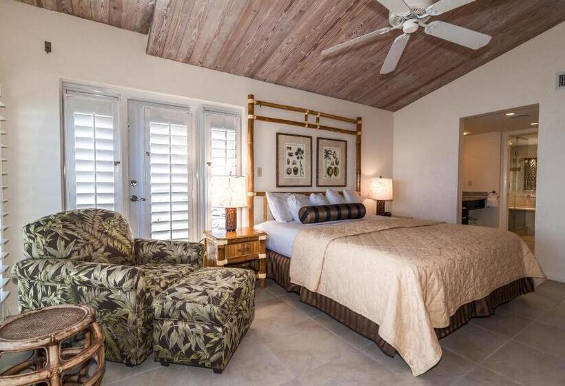 キングサイズベッドのスイートルーム, Galleon Resort And Marina