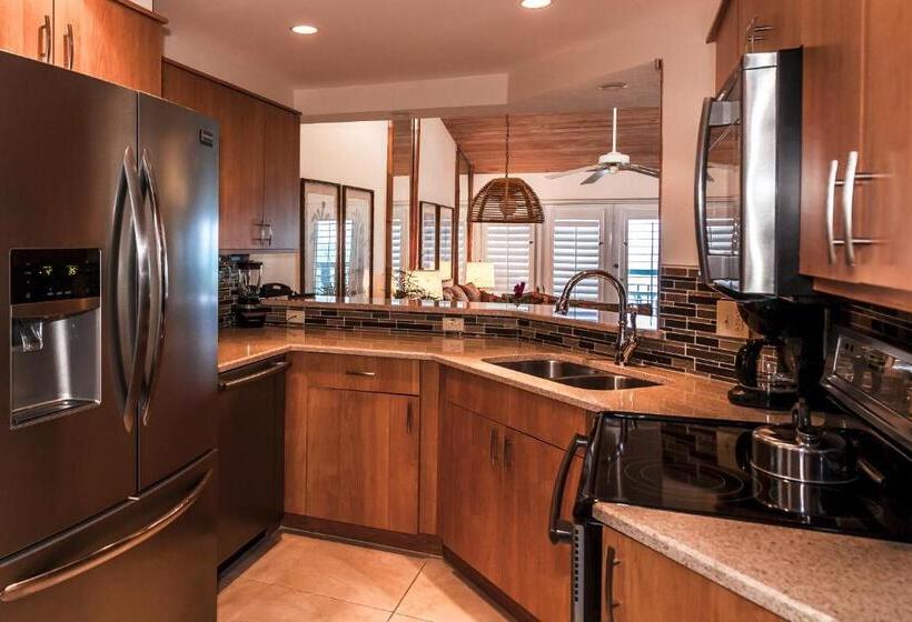 キングサイズベッドのスイートルーム, Galleon Resort And Marina