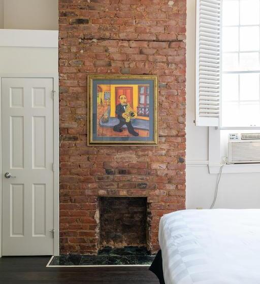 اتاق لوکس با تخت بزرگ, Historic Streetcar Inn