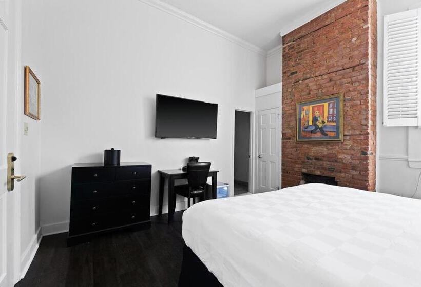 اتاق لوکس با تخت بزرگ, Historic Streetcar Inn