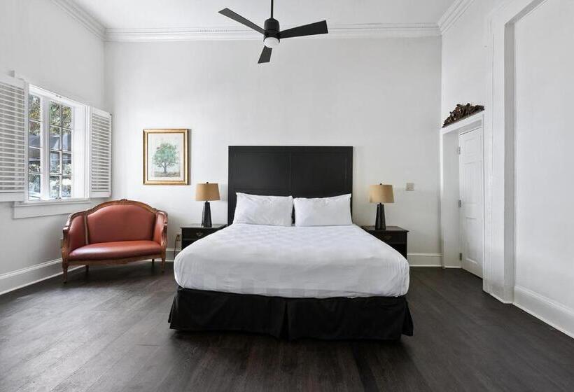 اتاق استاندارد با تخت بزرگ, Historic Streetcar Inn