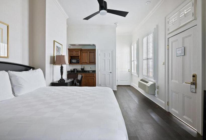 اتاق سوپریور با تخت بزرگ, Historic Streetcar Inn