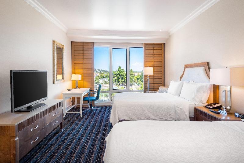 Suite Vue Mer, Holiday Pavilion Resort On The Boardwalk