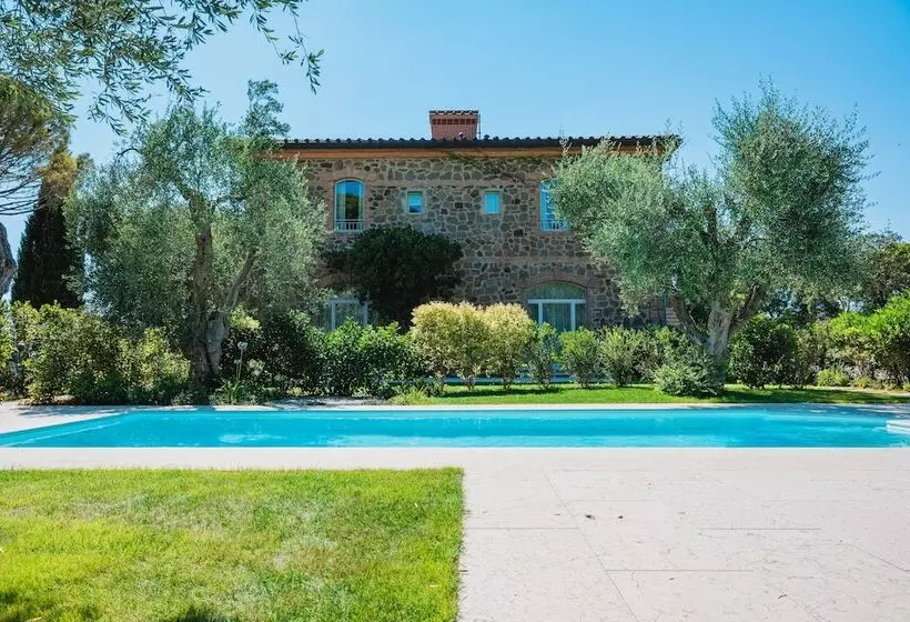 Suite with Pool, L'Andana Tenuta La Badiola