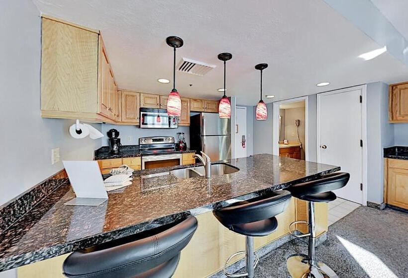 Дом 1 Спальня, Lowell Haven 267