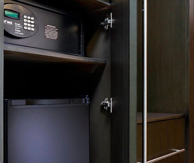 带2个双人床的标准工作室, Marriott Dfw Airport South