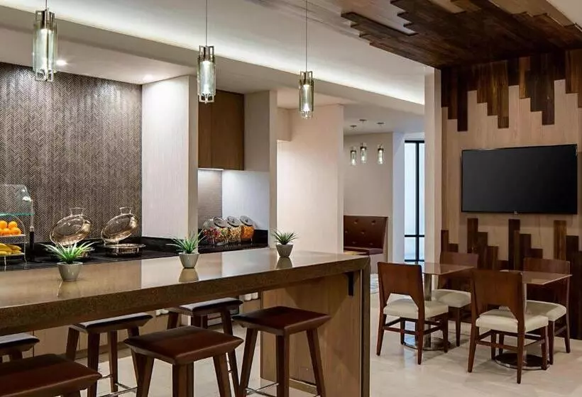 اتاق استاندارد, Marriott Dfw Airport South