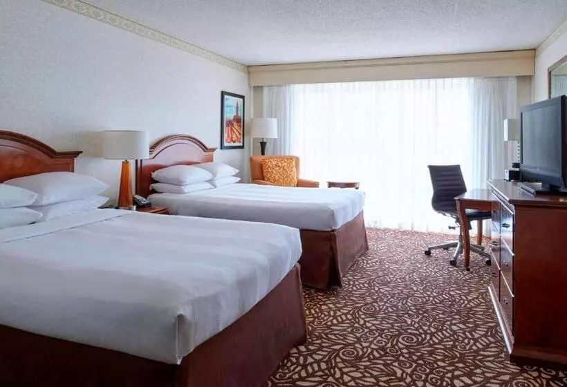 Standard-huone 2 Parivuodetta, Milwaukee Marriott West