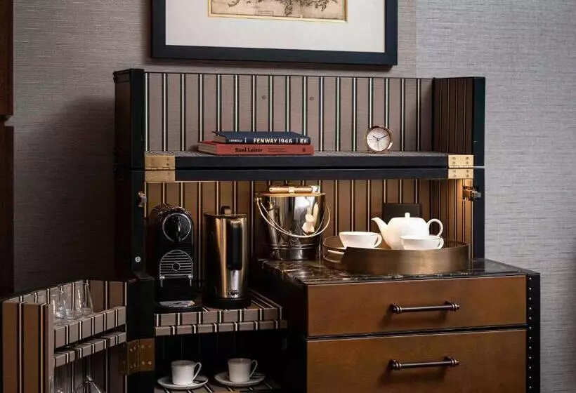 اتاق دلوکس مخصوص معلولین, Raffles Boston