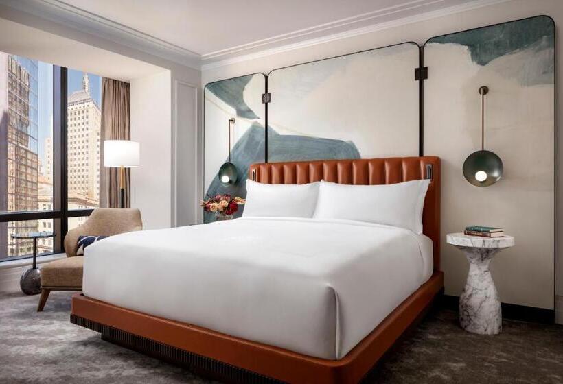 جناح سرير كينج, Raffles Boston