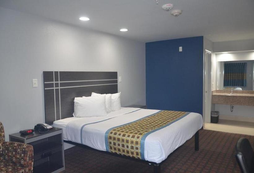 Стандартный Номер Кровать Кинг, Travelers Inn