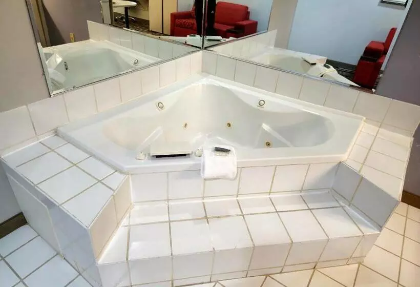 デラックススタジオ, Microtel Inn & Suites Claremore