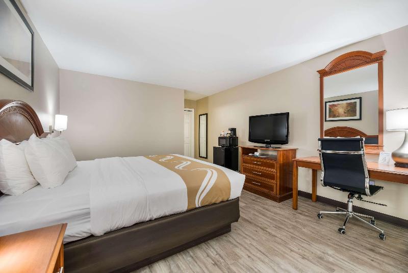 غرفة ديلوكس لذوى الاحتياجات الخاصة, Microtel Inn & Suites Claremore