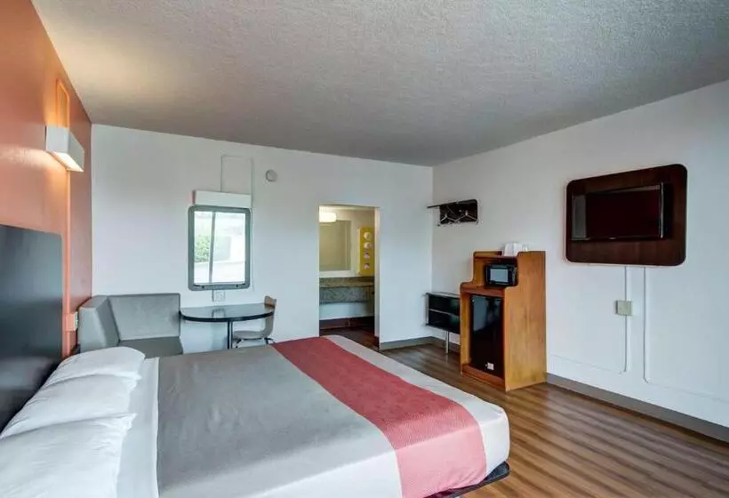 キングサイズベッドのデラックスルーム, Motel 6 Somerset, Ky