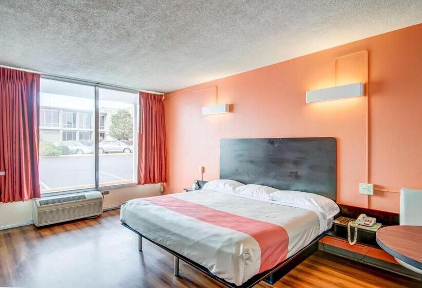 חדר דחוקס עם מיטת קינג, Motel 6 Somerset, Ky