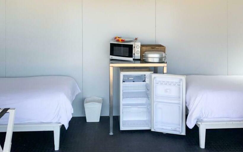 חדר סטנדרט חדר אמבטיה משותף, Kite Basecamp Langebaan