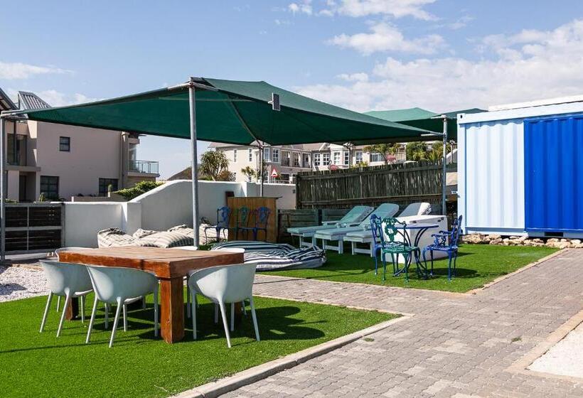 חדר סטנדרט חדר אמבטיה משותף, Kite Basecamp Langebaan