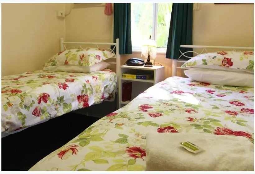 エコノミールーム, Coral Lodge Bed And Breakfast Inn