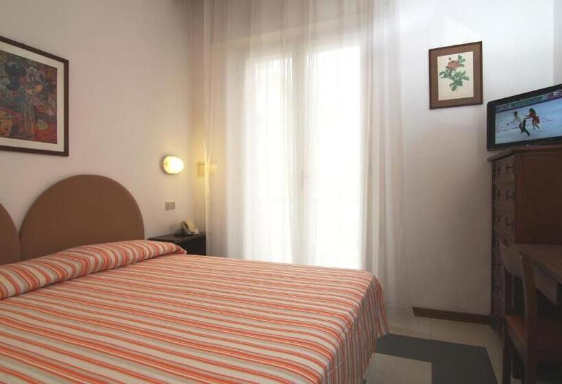 标准间带阳台, Garni Picnic