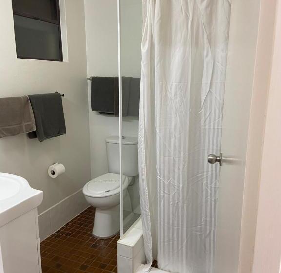 اتاق استاندارد, All Seasons Motor Lodge