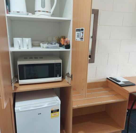 اتاق استاندارد, All Seasons Motor Lodge