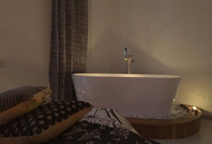 Номер Deluxe, Intra Rooms