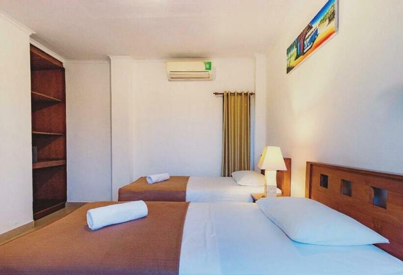 Номер Deluxe, Medewi Surf Villa
