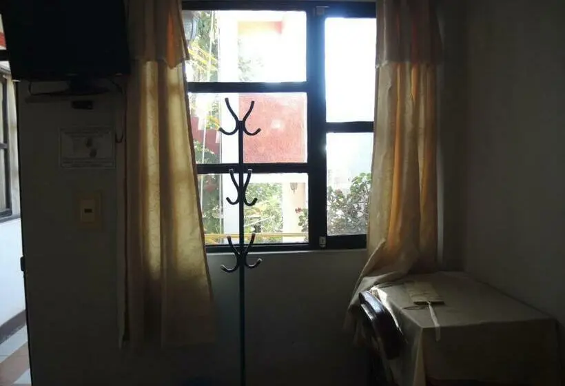 اتاق استاندارد یک نفره, Hostal Valle Hermoso