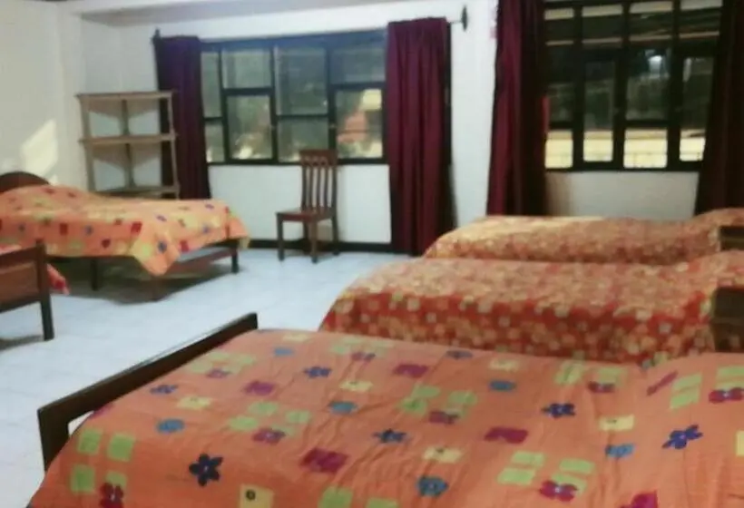 تختخواب در اتاق مشترک, Hostal Valle Hermoso