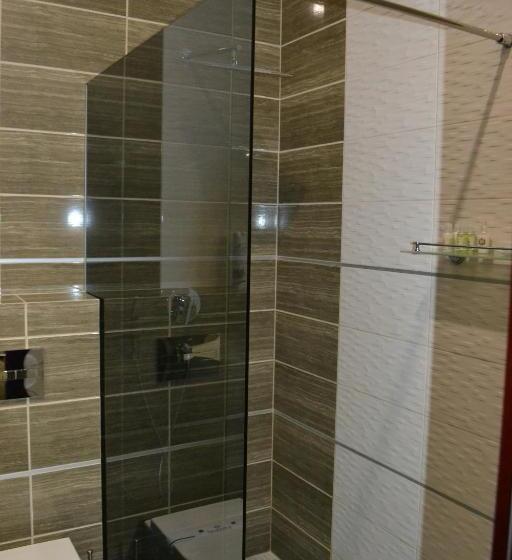 套房, Complex Dvir Kniazhoiy Korony