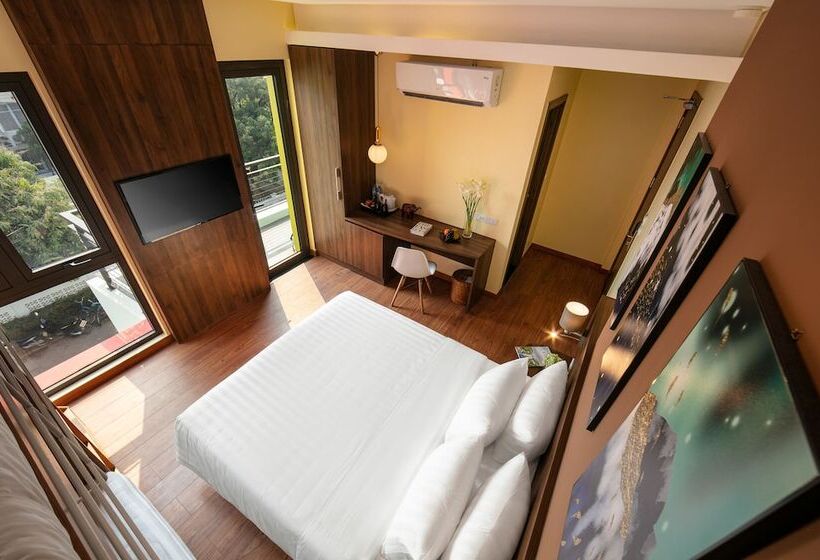 ファミリールーム, Viryla Boutique