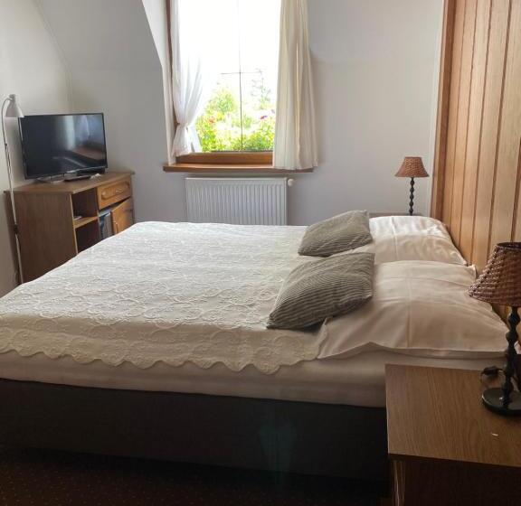 4인용 스탠다드 룸, Penzión Encián