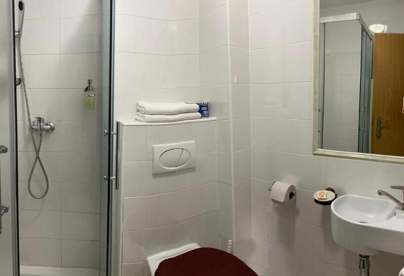 4인용 스탠다드 룸, Penzión Encián