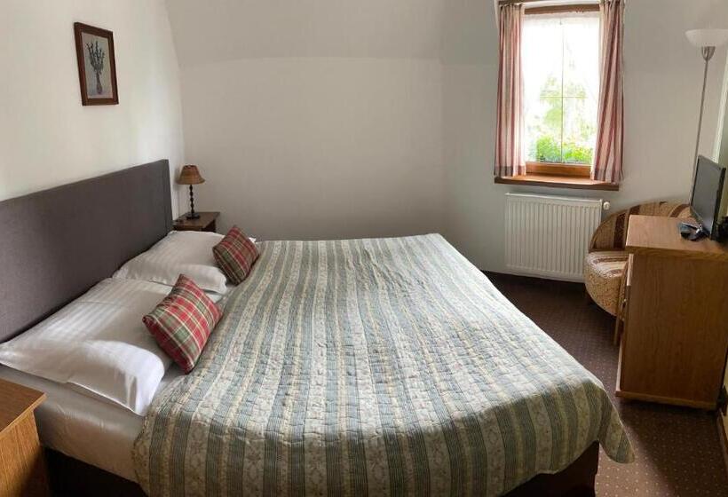 4인용 스탠다드 룸, Penzión Encián