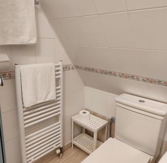 이코노미 룸, Penzión Encián