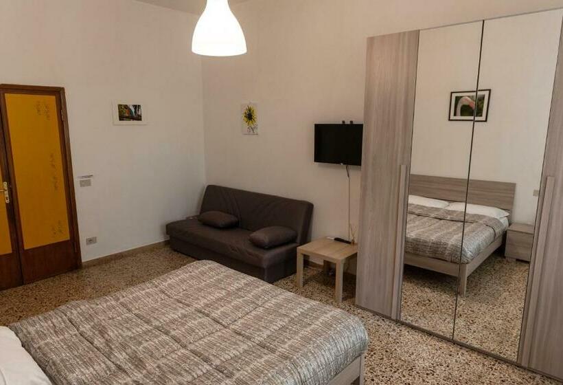 اتاق استاندارد با بالکن, Poggio Del Sole Guest House