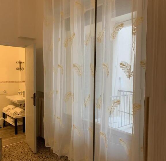 اتاق استاندارد با بالکن, Poggio Del Sole Guest House