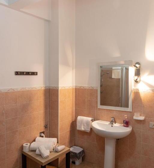 اتاق استاندارد با تراس, Poggio Del Sole Guest House