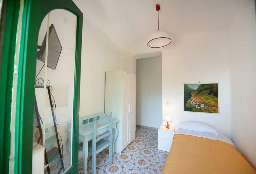 اتاق استاندارد یک نفره, Villa Moschella