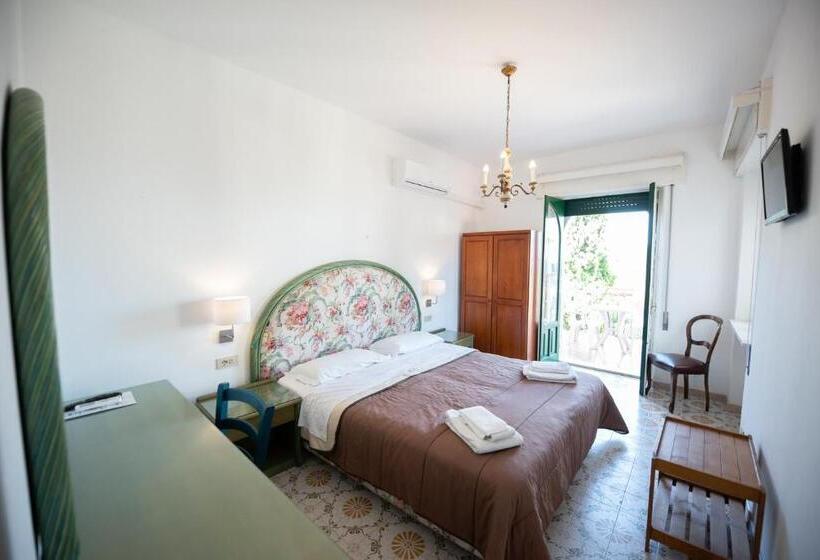 اتاق استاندارد, Villa Moschella